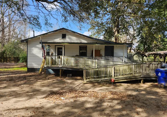 Photo 1 of Single family home for sale at 1858/1860 Taberwood Cir, Charleston, SC 29407 | MLS# 25033214 | Listing updated on 2026-08-08