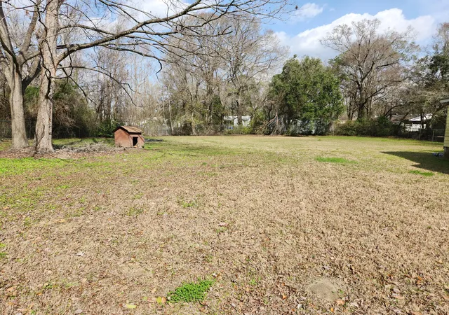 Photo 2 of Single family home for sale at 1858/1860 Taberwood Cir, Charleston, SC 29407 | MLS# 25033214 | Listing updated on 2026-08-08