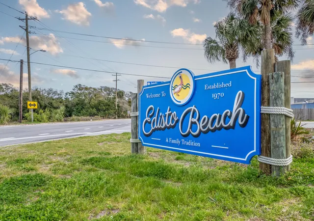 Homes for sale in Edisto Island, SC | 582 Pelican Ct #A,B, Edisto Island, SC 29438 | MLS# 26015102