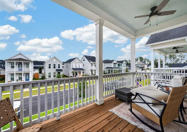 Photo 3 of Single family home for sale at 313 Eclipse St, Summerville, SC 29486 | MLS# 26021969 | Listing updated on 2026-09-16