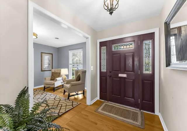 Photo 3 of Single family home for sale at 908 Searle Ct, Mount Pleasant, SC 29464 | MLS# 26023739 | Listing updated on 2026-08-22