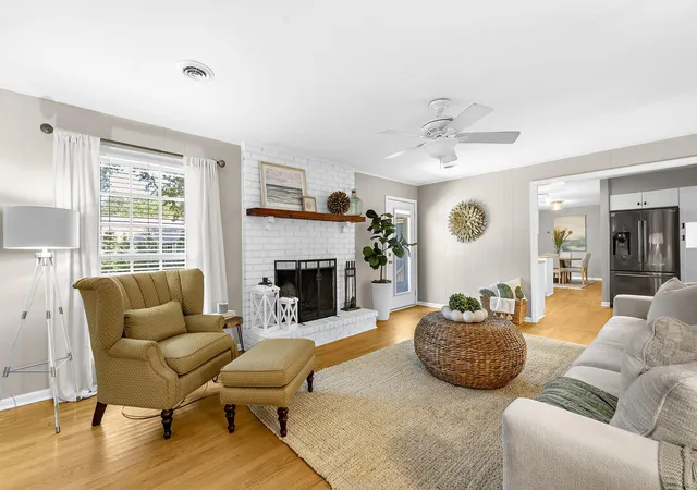 Photo 4 of Single family home for sale at 908 Searle Ct, Mount Pleasant, SC 29464 | MLS# 26023739 | Listing updated on 2026-08-22