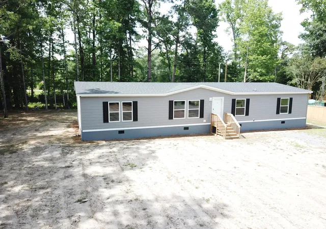 5th image of 610 Rabbitpatch Ln, Saint Stephen, SC 29479 | MLS# 26017213