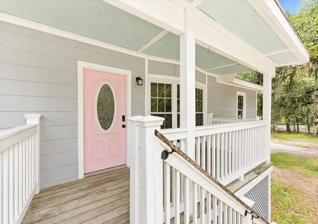 Photo 3 of Single family home for sale at 803 Savage Rd, Charleston, SC 29414 | MLS# 26021839 | Listing updated on 2026-09-10