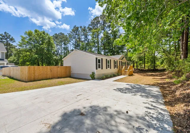 2nd image of 1357 Brownswood, Johns Island, SC 29455 | MLS# 26021082