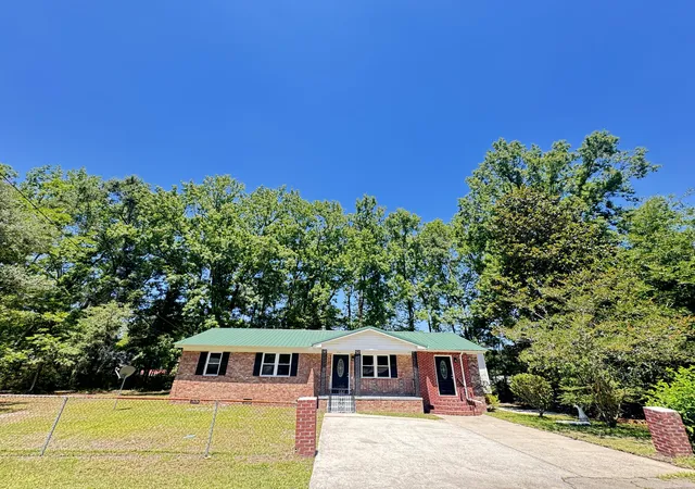 2nd image of 210 Grayson St, Walterboro, SC 29488 | MLS# 26017559