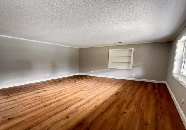 Photo 3 of Single family home for sale at 210 Grayson St, Walterboro, SC 29488 | MLS# 26017559 | Listing updated on 2026-09-04