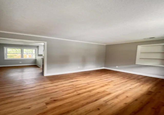 Photo 4 of Single family home for sale at 210 Grayson St, Walterboro, SC 29488 | MLS# 26017559 | Listing updated on 2026-09-04