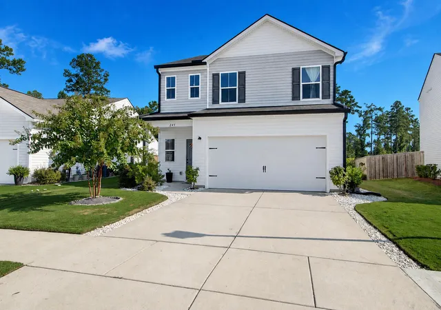 Photo 2 of Single family home for sale at 245 Parkwood Vista Way, Summerville, SC 29486 | MLS# 26023239 | Listing updated on 2026-09-12