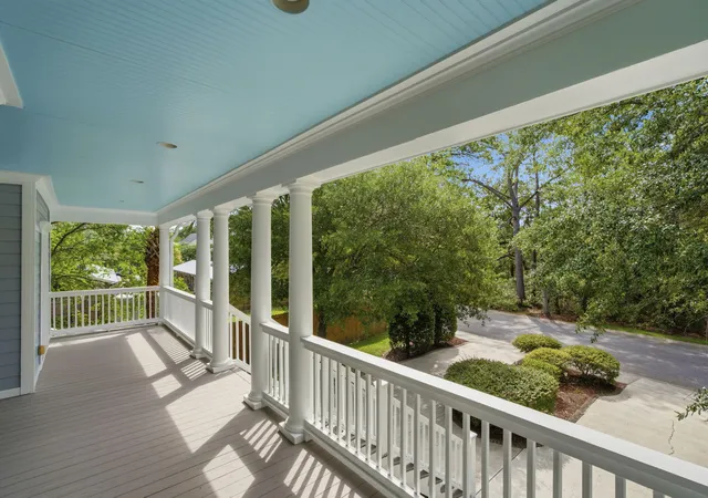 Photo 4 of Single family home for sale at 1612 Bull Crk Ln, Charleston, SC 29414 | MLS# 26021405 | Listing updated on 2026-09-16
