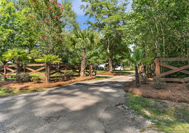 Photo 1 of Manufactured home for sale at 353 Sweetwater Rd, Saint Matthews, SC 29135 | MLS# 26022134 | Listing updated on 2026-09-12