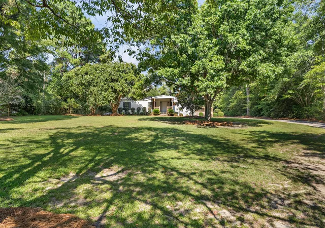 Photo 2 of Manufactured home for sale at 353 Sweetwater Rd, Saint Matthews, SC 29135 | MLS# 26022134 | Listing updated on 2026-09-12