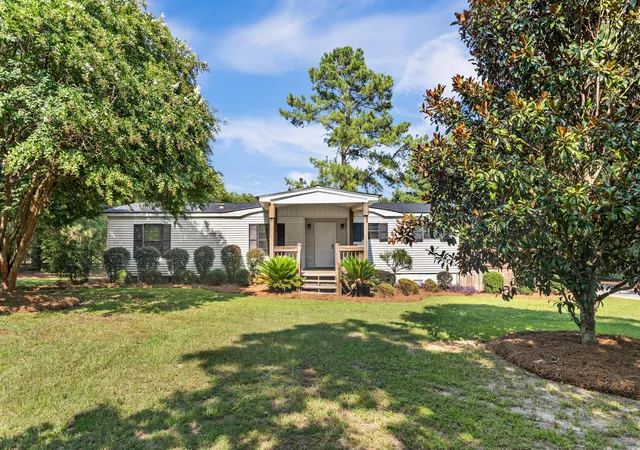 Photo 3 of Manufactured home for sale at 353 Sweetwater Rd, Saint Matthews, SC 29135 | MLS# 26022134 | Listing updated on 2026-09-12