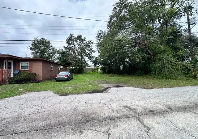 Photo 3 of Land for sale at 2528 Highpoint Rd, North Charleston, SC 29405 | MLS# 26024504 | Listing updated on 2026-08-30