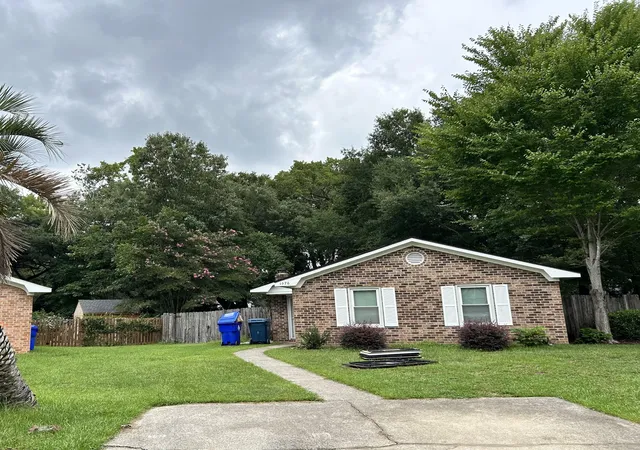 Photo 2 of Single family home for sale at 1676 Durkee St, Charleston, SC 29414 | MLS# 26021585 | Listing updated on 2026-09-09