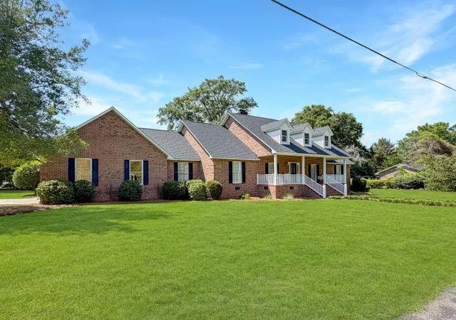 Homes for sale in Saint George, SC | 117 Weathers St, Saint George, SC 29477 | MLS# 26018696