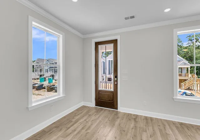 image of 7325 Longtown Dr, Hanahan, SC 29410 | MLS# 26021295