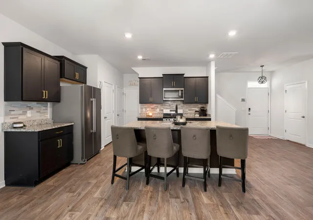 Photo 3 of Single family home for sale at 625 Silver Spruce St, Summerville, SC 29486 | MLS# 26020842 | Listing updated on 2026-10-26