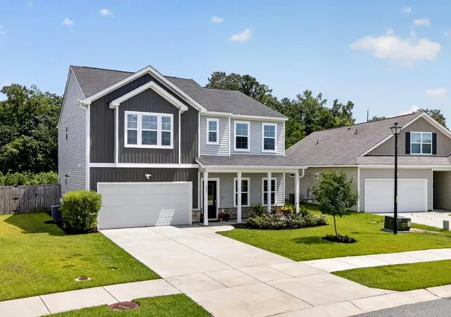 Photo 2 of Single family home for sale at 246 Torslanda Ln, Summerville, SC 29486 | MLS# 26024323 | Listing updated on 2026-08-27