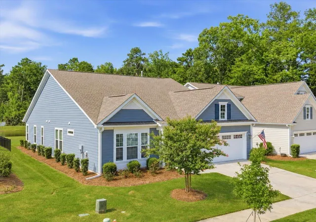 Photo 3 of Single family home for sale at 4054 Aspera Dr, Summerville, SC 29483 | MLS# 26018817 | Listing updated on 2026-09-01