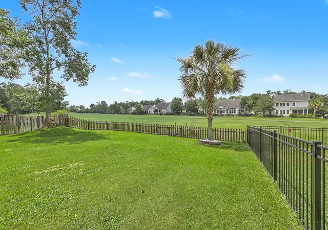 Photo 2 of Single family home for sale at 37 Jawol Dr, Charleston, SC 29414 | MLS# 26021248 | Listing updated on 2026-09-15