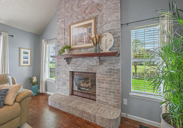 Photo 4 of Single family home for sale at 37 Jawol Dr, Charleston, SC 29414 | MLS# 26021248 | Listing updated on 2026-09-15