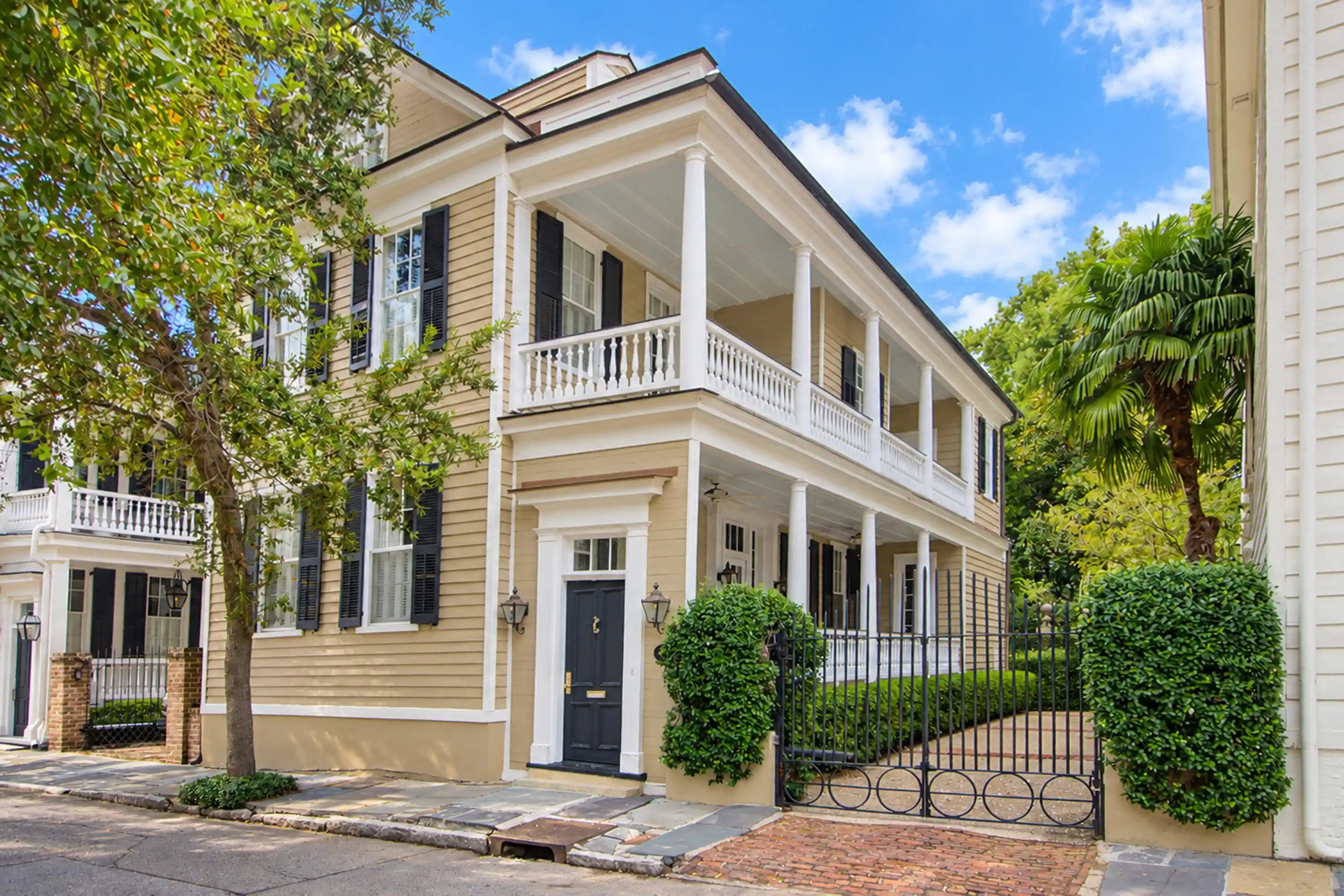 Single family home for sale at 40 Legare St, Charleston, SC 29401 | MLS# 26028121