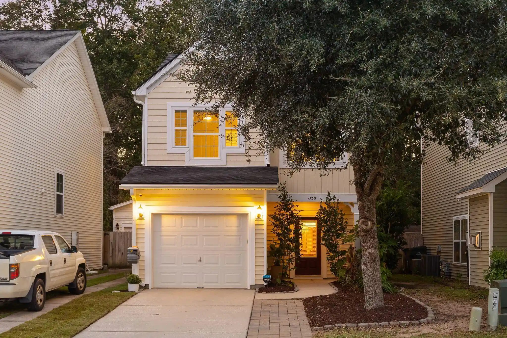 Photo 1 of Single family home for sale at 1733 Towne St, Johns Island, SC 29455 | MLS# 26028963 | Listing updated on 2026-10-22