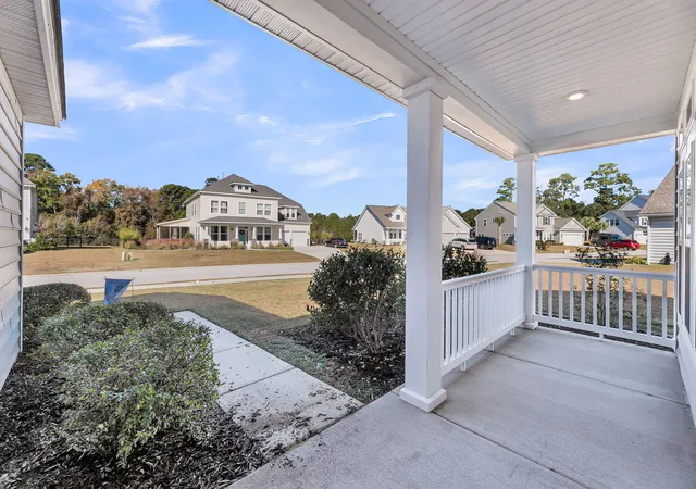Photo 4 of Single family home for sale at 3524 Great Egret Dr, Johns Island, SC 29455 | MLS# 26015881 | Listing updated on 2026-09-16