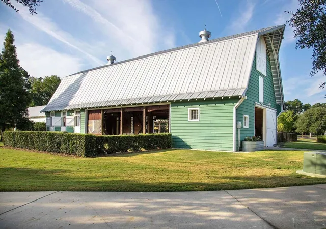 Photo 3 of Sale Pending at 101 Beamon Loop, Summerville, SC 29486 | MLS# 26021249 | Listing updated on 2026-07-24