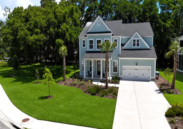 Photo 2 of Single family home for sale at 1407 Dahlia Rd, Mount Pleasant, SC 29464 | MLS# 26015399 | Listing updated on 2026-06-17