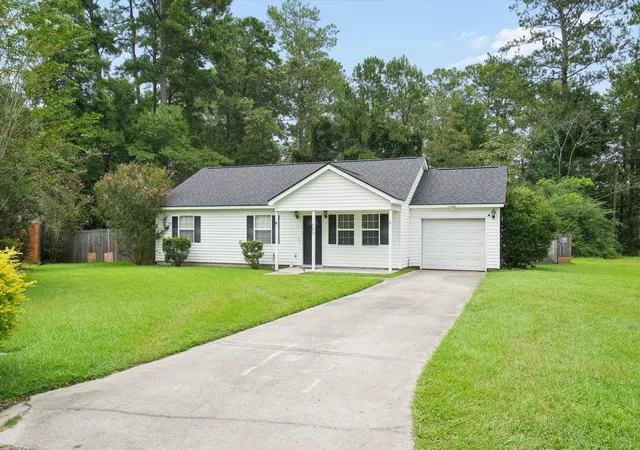 Photo 1 of Single family home for sale at 123 Giles Dr, Goose Creek, SC 29445 | MLS# 26024331 | Listing updated on 2026-09-12