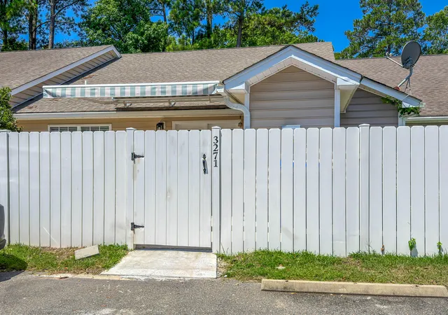 Homes for sale in Johns Island, SC | 3271 Walter Dr, Johns Island, SC 29455 | MLS# 26018858