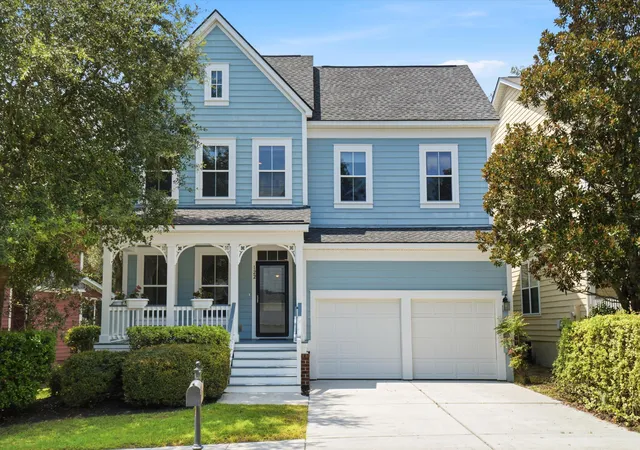 Photo 1 of Single family home for sale at 122 Ashley Bluffs Rd, Summerville, SC 29485 | MLS# 26024196 | Listing updated on 2026-09-14