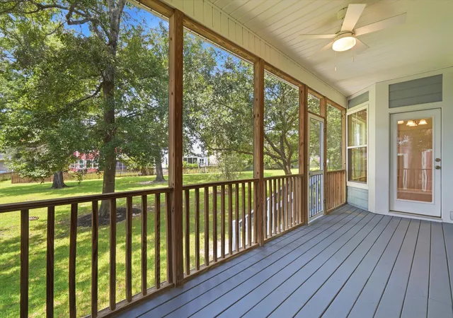 Photo 3 of Single family home for sale at 122 Ashley Bluffs Rd, Summerville, SC 29485 | MLS# 26024196 | Listing updated on 2026-09-14