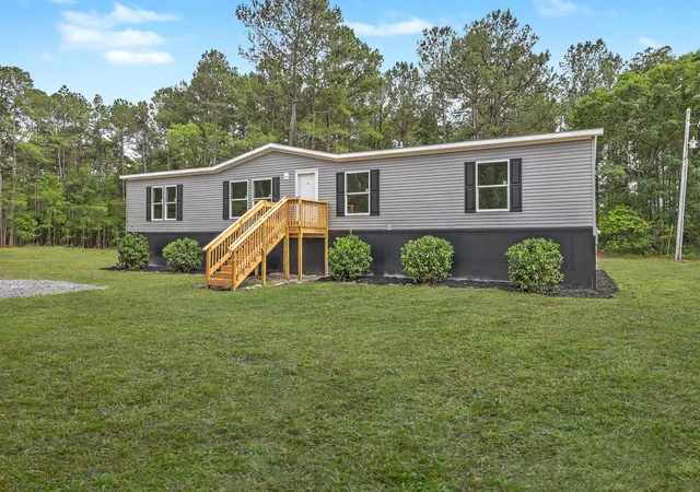 3rd image of 123 Tundra Ln, Ridgeville, SC 29472 | MLS# 26023511