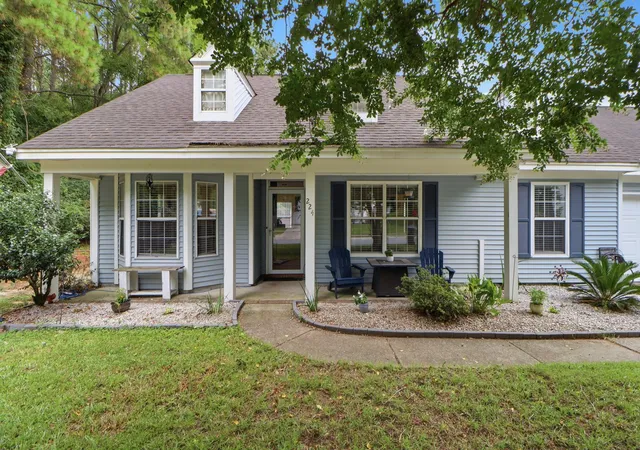 Photo 3 of Single family home for sale at 224 Windsor Ml Rd, Goose Creek, SC 29445 | MLS# 26021742 | Listing updated on 2026-09-28