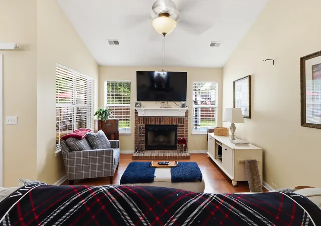 Photo 4 of Single family home for sale at 224 Windsor Ml Rd, Goose Creek, SC 29445 | MLS# 26021742 | Listing updated on 2026-09-28