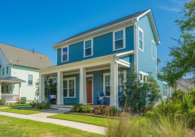 Single family home for sale at 504 Ladybug Ln, Summerville, SC 29485 | MLS# 26020455