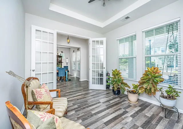 Photo 3 of Single family home for sale at 504 Ladybug Ln, Summerville, SC 29485 | MLS# 26020455 | Listing updated on 2026-08-04