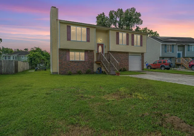 1st image of 4921 Sierra Ct, North Charleston, SC 29418 | MLS# 26023770