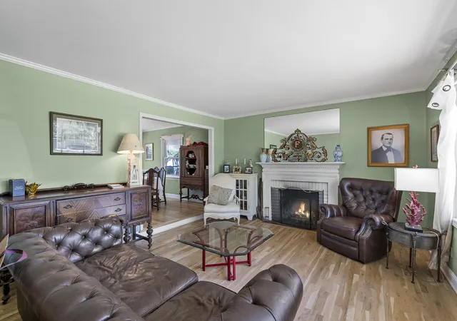 Photo 4 of Single family home for sale at 1846 Capri Dr, Charleston, SC 29407 | MLS# 26017059 | Listing updated on 2026-08-30