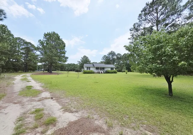 3rd image of 194 Brass Lantern Ln, Elloree, SC 29047 | MLS# 26019490
