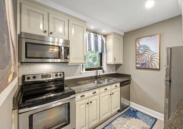 Photo 4 of Townhouse for sale at 183 High Hammock Villas, Johns Island, SC 29455 | MLS# 26022556 | Listing updated on 2026-08-31