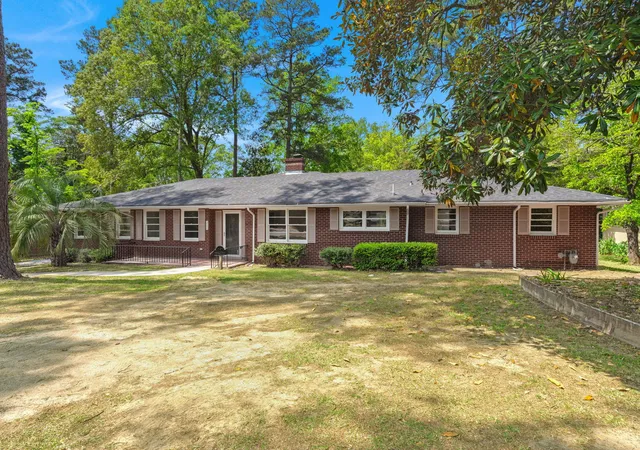 Photo 2 of Single family home for sale at 260 Perryclear St, Orangeburg, SC 29115 | MLS# 26011440 | Listing updated on 2026-08-28