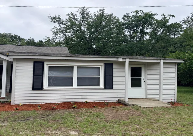 Photo 4 of Single family home for sale at 1147 Boiling Springs Rd, Barnwell, SC 29812 | MLS# 26017883 | Listing updated on 2026-08-31