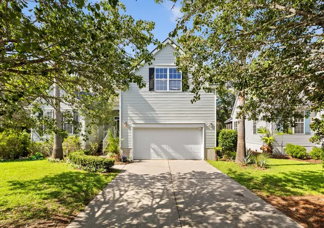 Photo 3 of Single family home for sale at 1927 Palmetto Isle Dr, Mount Pleasant, SC 29466 | MLS# 26018172 | Listing updated on 2026-09-16