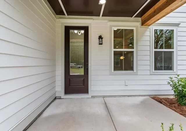 Photo 3 of Single family home for sale at 6407 Farm House Rd, Ravenel, SC 29470 | MLS# 26021069 | Listing updated on 2026-08-29