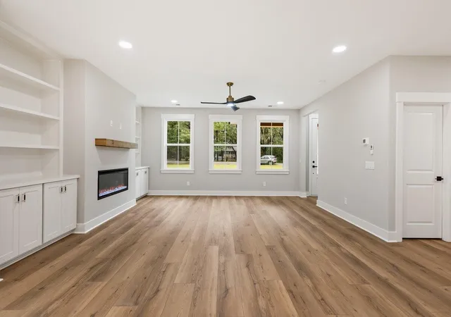 Photo 4 of Single family home for sale at 6407 Farm House Rd, Ravenel, SC 29470 | MLS# 26021069 | Listing updated on 2026-08-29