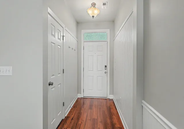 Photo 2 of Single family home for sale at 104 Pavilion St, Summerville, SC 29483 | MLS# 26014870 | Listing updated on 2026-08-04